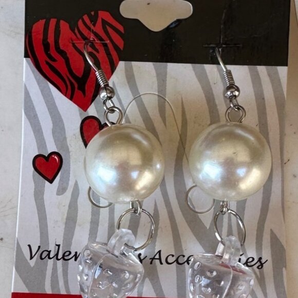 Mixed Lot of 6 Women's Costume/Fashion Jewelry Earrings, Pins, Charms - Picture 3 of 14